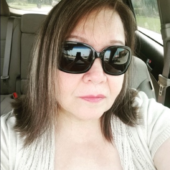 Meet your Posher, Norma - Picture 12 of 13